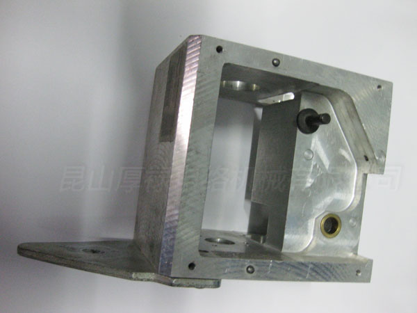590L-1  w
